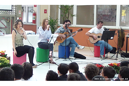  (SESI M&uacute;sica &ndash; Arte-Educa&ccedil;&atilde;o 2013. Centro Educacional SESI n&ordm; 283 &ndash; Osvaldo Cruz - 16/10/13). 
			Oficina/Show do Grupo Flores Sertanejas - V&acirc;nia Borges, Ademar Farinha, Sidnei Salles e Mirian&ecirc;s Zabot (cantora convidada). Produ&ccedil;&atilde;o: Din&acirc;mica Eventos e Produ&ccedil;&otilde;es.  300 alunos e professores do Ensino Fundamental.