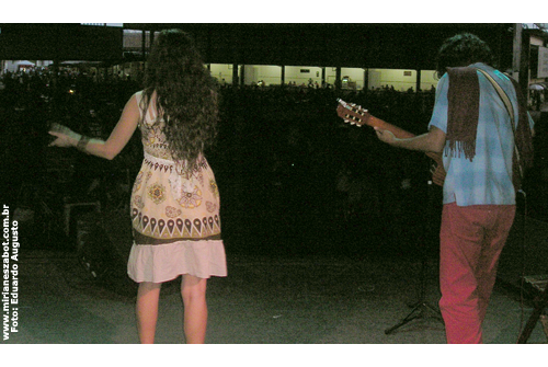 Part. Mirian&ecirc;s Zabot no Show de Cau&ecirc; Proc&oacute;pio. Hair Stylists: Mauro de Oliveira. Foto: Eduardo Augusto (Virada Cultural - Centro de Tradi&ccedil;&otilde;es Nordestinas - S&atilde;o Paulo/SP 16/05/10)