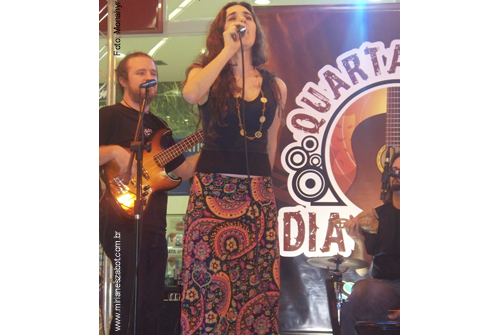 Part. Mirian&ecirc;s Zabot no Show E no C&eacute;u Triscava Raio de Cau&ecirc; Proc&oacute;pio. Foto: Monahyr (Quarta-feira &eacute; dia de Sarau - Santana Shopping - S&atilde;o Paulo 19/08/09)